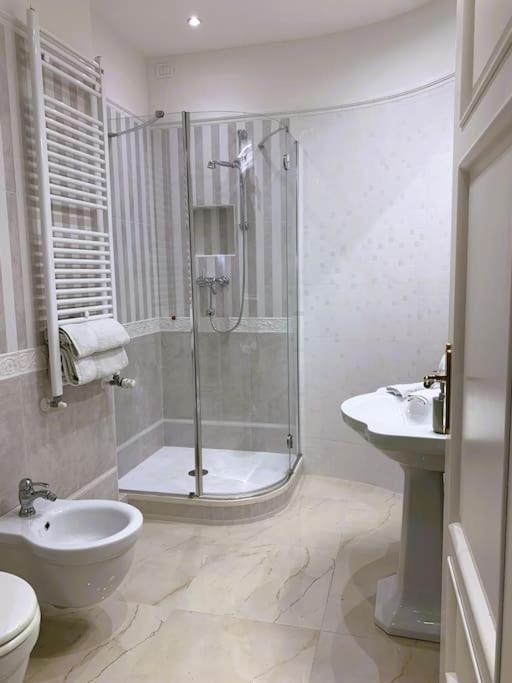 Via Nuova Apartments Лукка Екстер'єр фото
